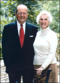 Louise Black Jadel, BJ '46, and her husband, Jack