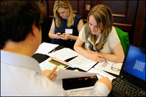 Career Fair Implements New Speed-Dating Format