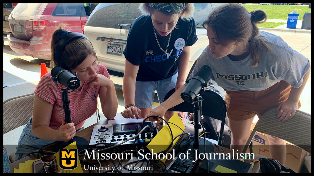 Missouri on Mic students at farmers market